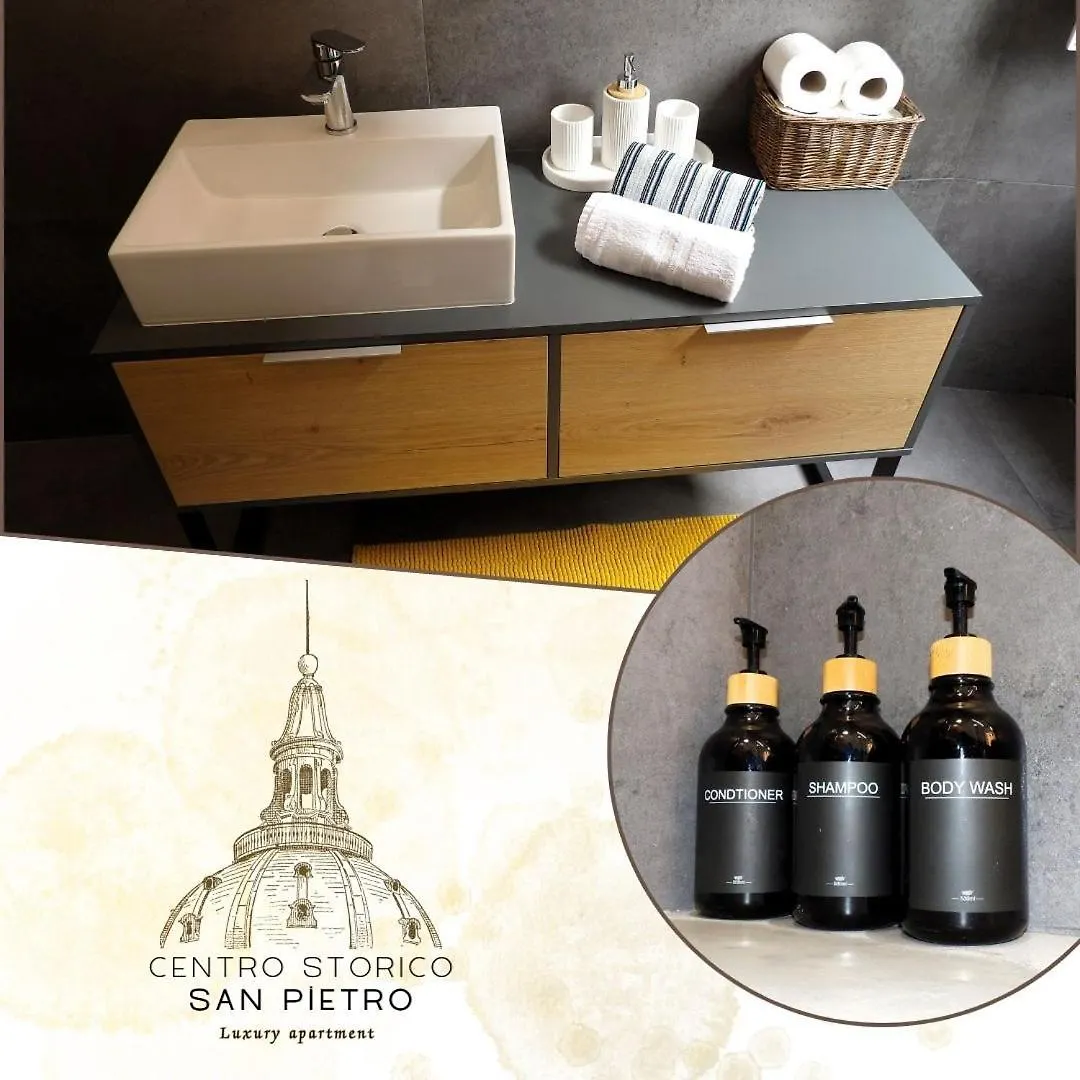 Luxury Apartment - Centro Storico San Pietro Roma 0*,  İtalya